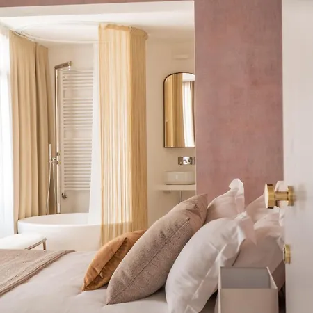 Ninfea Luxury Guest house
